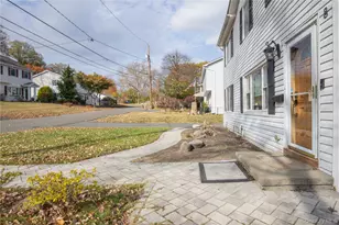 8 Loran Ct, Nanuet, NY 10954 - Photo 5