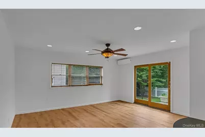 136 Lee Road, Garden City, NY 11530 - Photo 7