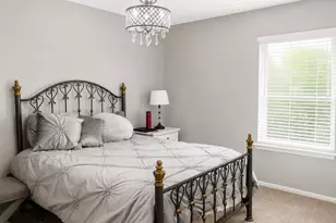 19 Helene Cir, Woodbury, NY 10930 - Photo 11