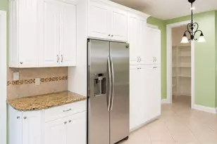 29 The Blvd, New Rochelle, NY 10801 - Photo 11