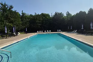 2501 Willow Pond Dr, Riverhead, NY 11901 - Photo 25