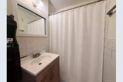87-70 173rd St #7h, Jamaica, NY 11432 - Photo 7