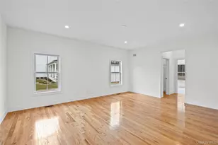 11 Colonels path, Manorville, NY 11949 - Photo 15