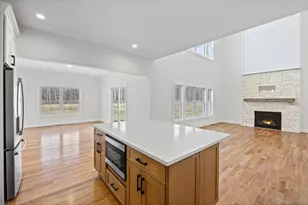11 Colonels path, Manorville, NY 11949 - Photo 9
