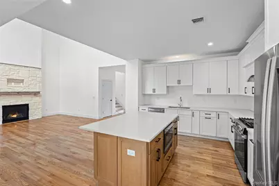 11 Colonels Path, Manorville, NY 11949 - Photo 7