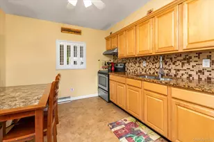 40 W 4th St, Patchogue, NY 11772 - Photo 7