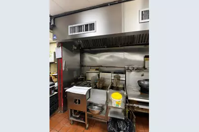 578 9th Avenue, New York, NY 10036 - Photo 11