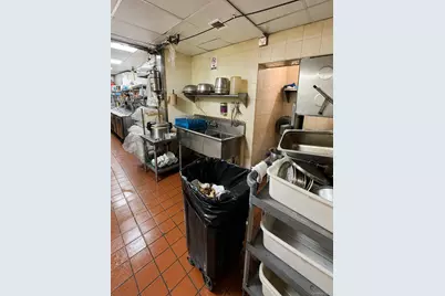 578 9th Avenue, New York, NY 10036 - Photo 5