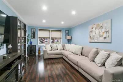 682 Tuckahoe Road #2B, Yonkers, NY 10710 - Photo 9
