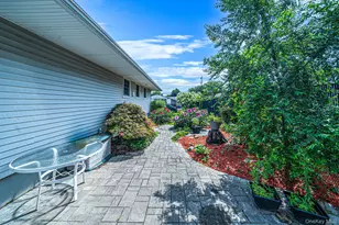 16 Jackson Ave, Centereach, NY 11720 - Photo 21