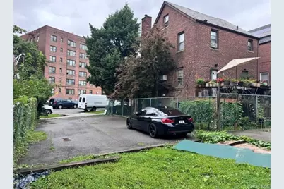 1038 Esplanade Avenue, Bronx, NY 10461 - Photo 3