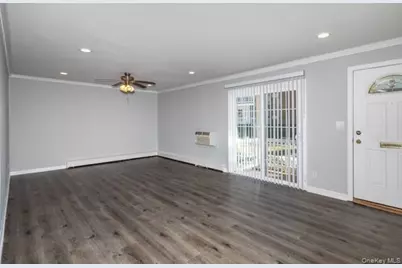 100 Friendly Court #L087, Babylon, NY 11704 - Photo 3