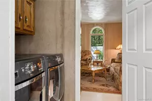 9 Grove Ave, Coram, NY 11727 - Photo 19
