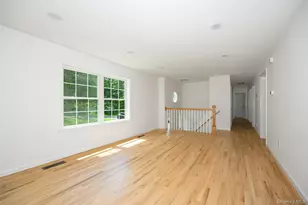10 E Halstead Rd, Salt Point, NY 12578 - Photo 9