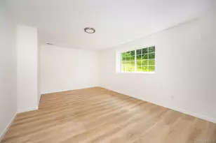 10 E Halstead Rd, Salt Point, NY 12578 - Photo 21