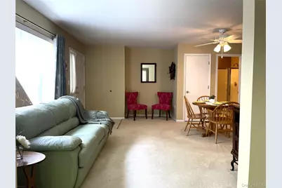 660 E Crooked Hill Road, Pearl River, NY 10965 - Photo 15