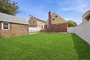 53-32 187th St, Fresh Meadows, NY 11365 - Photo 25