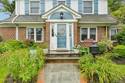 110 William Street, East Williston, NY 11596 - Photo 3