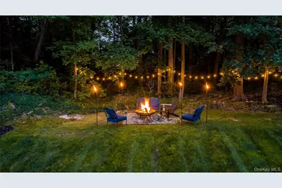 589 Caledonia Road, Dix Hills, NY 11746 - Photo 41