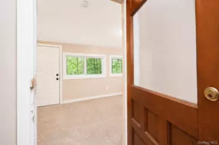 69 Glazer Dr, Bloomingburg, NY 12721 - Photo 27