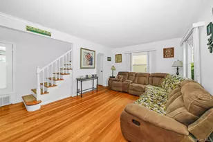 65 5th St, New Hyde Park, NY 11040 - Photo 5