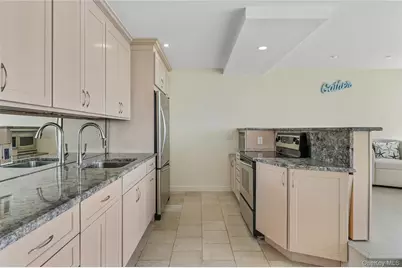 265 Dune Road #68, Westhampton Beach, NY 11978 - Photo 3