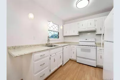 494 Sierra Vista Lane, Valley Cottage, NY 10989 - Photo 11