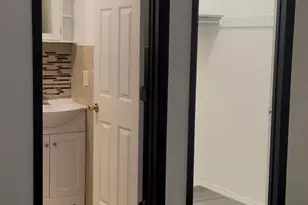 119-18 178th Pl, Jamaica, NY 11434 - Photo 15