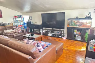 140-45 Charles Ln, Springfield Gardens, NY 11413 - Photo 5