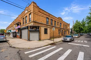 121-19 Sutphin Blvd, Jamaica, NY 11434 - Photo 3