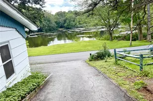 25 W Lakeshore Dr, Carmel, NY 10512 - Photo 31