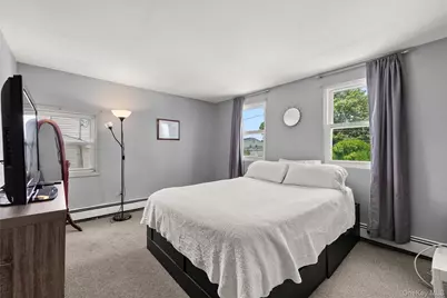 47 Cove Lane, Levittown, NY 11756 - Photo 11