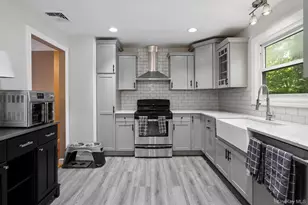 70 Kent Rd, Wappingers Falls, NY 12590 - Photo 3