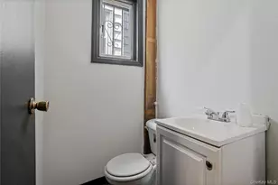 629 E 183rd St, Bronx, NY 10458 - Photo 7