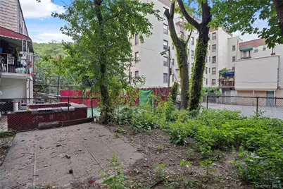 629 E 183rd Street, Bronx, NY 10458 - Photo 37