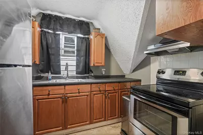 629 E 183rd Street, Bronx, NY 10458 - Photo 41