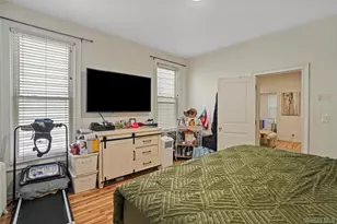 629 E 183rd St, Bronx, NY 10458 - Photo 23