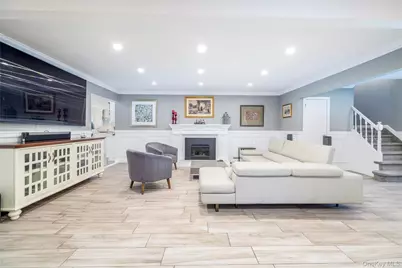 140 Baltimore Avenue, Massapequa, NY 11758 - Photo 3