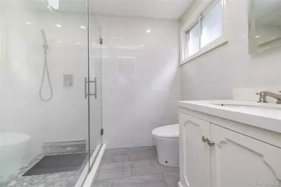 140 Baltimore Avenue, Massapequa, NY 11758 - Photo 11