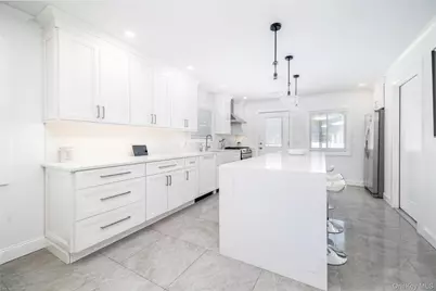 140 Baltimore Avenue, Massapequa, NY 11758 - Photo 7