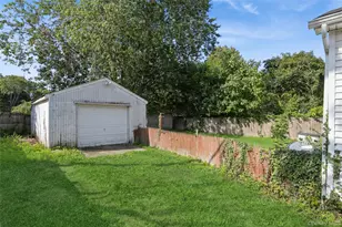 54 Pinelawn Ave, Farmingville, NY 11738 - Photo 15