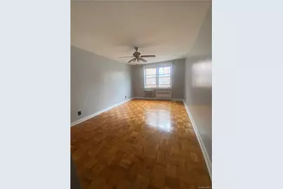 4 Sadore Lane #2W, Yonkers, NY 10710 - Photo 5