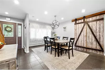 9 Mount Sinai Avenue S, Port Jefferson Station, NY 11776 - Photo 3