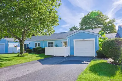 708 W Cabot Court #708, Saint James, NY 11780 - Photo 9