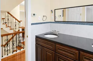 104-22 192nd St, Saint Albans, NY 11412 - Photo 17