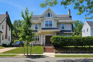 104-22 192nd St, Saint Albans, NY 11412 - Photo 1