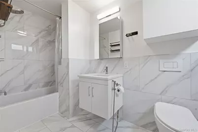 148-09 Northern Boulevard #3C, Flushing, NY 11354 - Photo 9