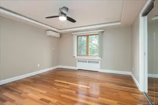 17 Piccadilly Downs, Lynbrook, NY 11563 - Photo 23