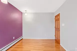8 Wilson Pl, Lindenhurst, NY 11757 - Photo 15