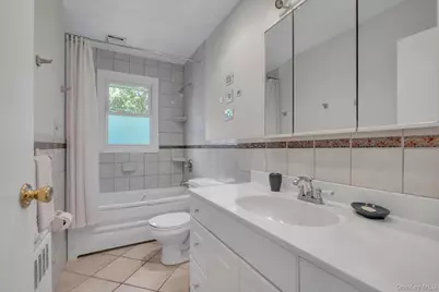 12 Compass Court, Huntington, NY 11743 - Photo 15